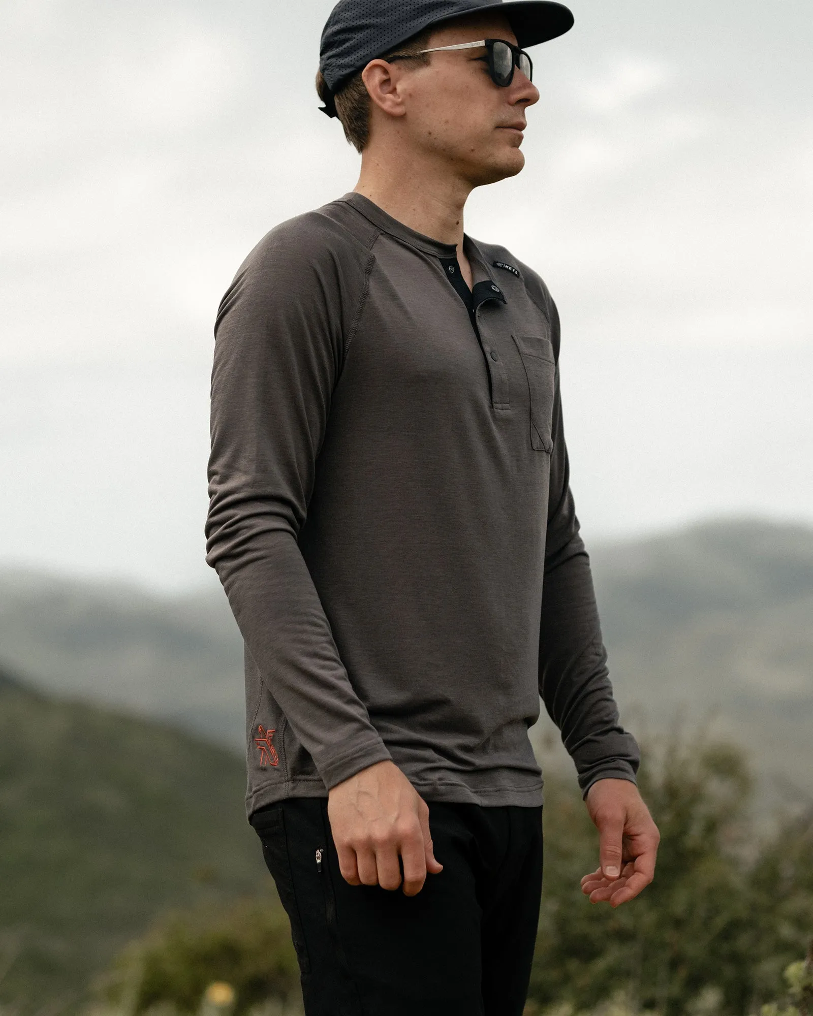 Departed Featherweight Performance Henley Pocket Tee