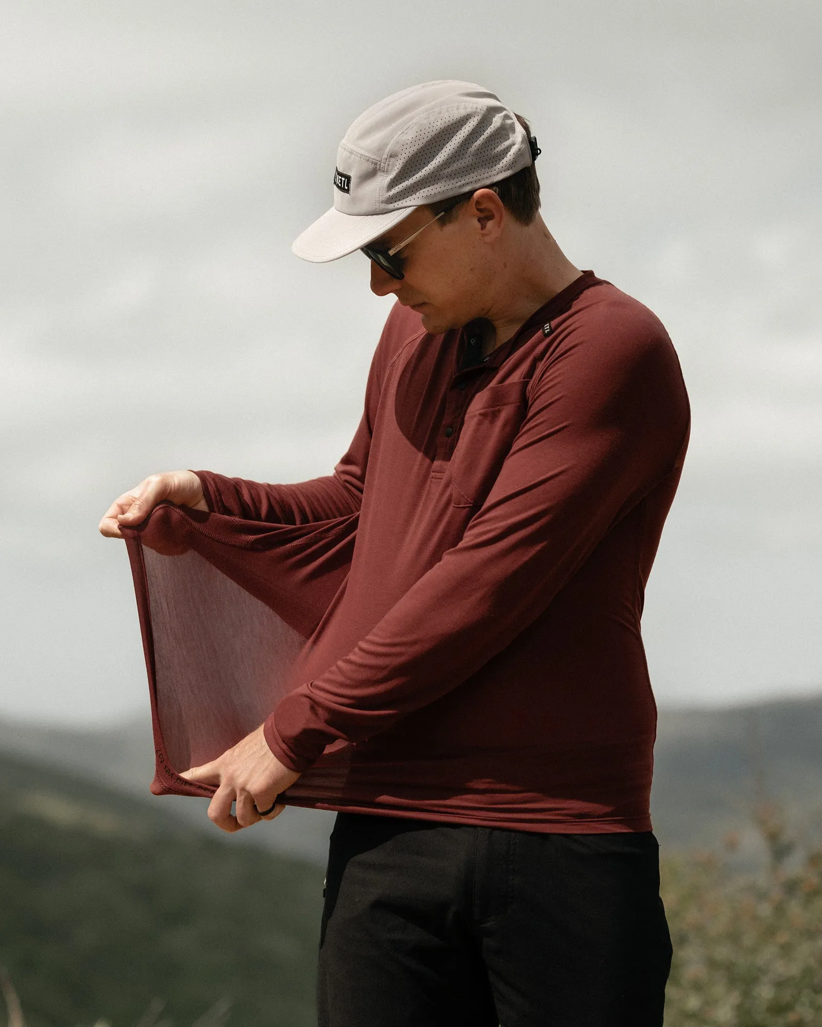 Departed Featherweight Performance Henley Pocket Tee
